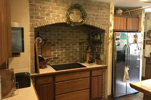 2436 Cr 416N, Lake Panasoffkee, FL 33538 - Photo 9