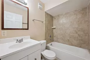 2401 Barley Club Ct, Orlando, FL 32837 - Photo 15