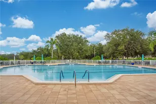 32805 Oak Park Dr, Leesburg, FL 34748 - Photo 41