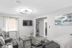 107 S Iona Dr, Fruitland Park, FL 34731 - Photo 15