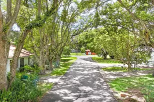 107 S Iona Dr, Fruitland Park, FL 34731 - Photo 21