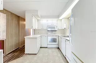 1237 Elkhart Cir, Tavares, FL 32778 - Photo 15