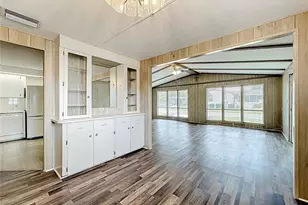 1237 Elkhart Cir, Tavares, FL 32778 - Photo 13