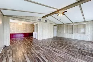 1237 Elkhart Cir, Tavares, FL 32778 - Photo 9