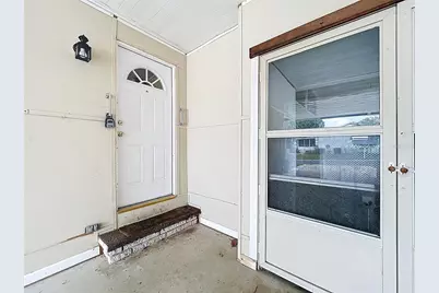 1237 Elkhart Circle, Tavares, FL 32778 - Photo 5