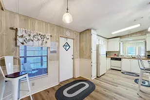 708 Coachman Dr, Leesburg, FL 34748 - Photo 15