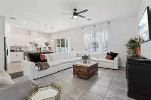 2241 Emerald Springs Dr, Apopka, FL 32712 - Photo 9