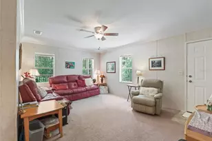 4214 Joslyn Ln, Lady Lake, FL 32159 - Photo 11