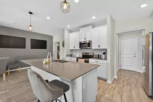 5108 Tanzanite Dr, Mount Dora, FL 32757 - Photo 11