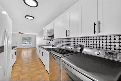 30135 Tavares Ridge Boulevard #19, Tavares, FL 32778 - Photo 13