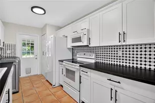 30135 Tavares Ridge Blvd, Tavares, FL 32778 - Photo 9