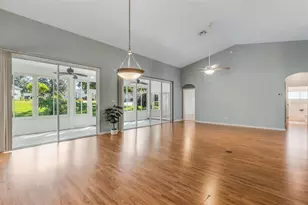 24502 Parlange Ct, Leesburg, FL 34748 - Photo 5