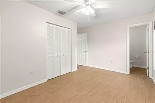 998 Hibiscus St, Lady Lake, FL 32159 - Photo 23