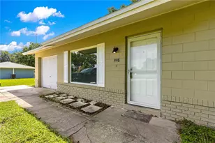 998 Hibiscus St, Lady Lake, FL 32159 - Photo 7