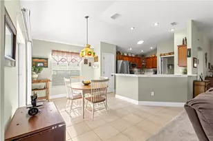 949 Isle of Palms Path, The Villages, FL 32162 - Photo 17