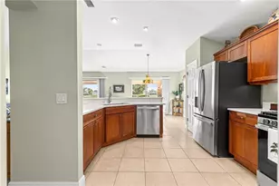 949 Isle of Palms Path, The Villages, FL 32162 - Photo 23