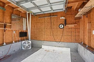 1833 W Schwartz Blvd, The Villages, FL 32159 - Photo 25