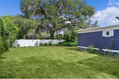 27301 Lemon Avenue, Okahumpka, FL 34762 - Photo 27