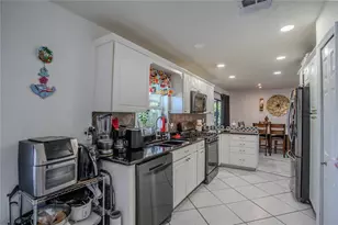 857 Anderson Dr, Deltona, FL 32725 - Photo 5