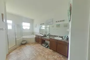 1614 Prairie Blossom Dr, Lakeland, FL 33810 - Photo 11