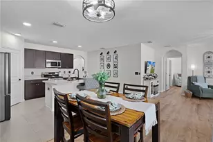 9777 Pepper Tree Trl, Wildwood, FL 34785 - Photo 15