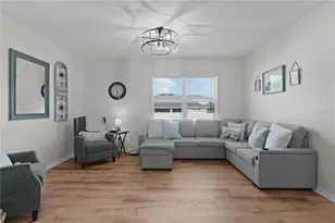 9777 Pepper Tree Trl, Wildwood, FL 34785 - Photo 7