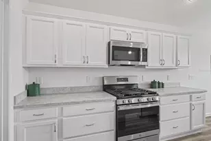 7289 Cornwall Wy, The Villages, FL 34762 - Photo 13