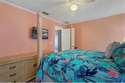 16647 E Shirley Shores Road, Tavares, FL 32778 - Photo 33