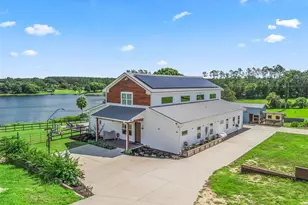 16795 SE Hwy 42, Weirsdale, FL 32195 - Photo 1