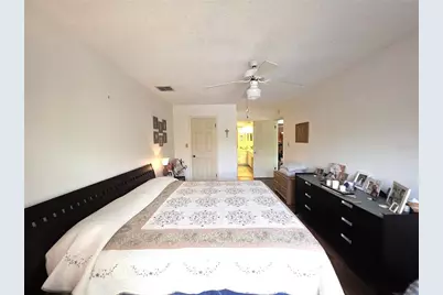 804 Palm Harbor Court, Leesburg, FL 34748 - Photo 17