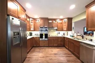 804 Palm Harbor Ct, Leesburg, FL 34748 - Photo 9