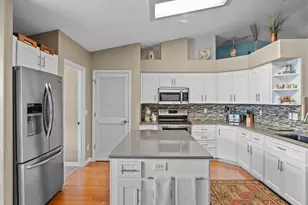 21829 Tartan St, Leesburg, FL 34748 - Photo 11