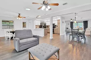 863 Bay Breeze Terrace, Largo, FL 33770 - Photo 17