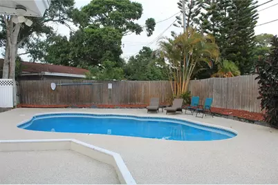 863 Bay Breeze Terrace, Largo, FL 33770 - Photo 21