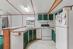 11765 SW 47 Dr, Webster, FL 33597 - Photo 9