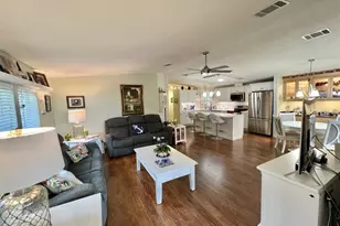 122 Tamarisk Way, Leesburg, FL 34748 - Photo 19