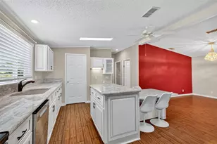 3024 Manatee Rd, Tavares, FL 32778 - Photo 13