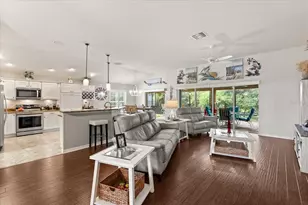 10069 Lake Miona Way, Oxford, FL 34484 - Photo 21