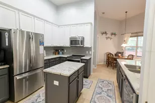 326 Largovista Dr, Oakland, FL 34787 - Photo 13