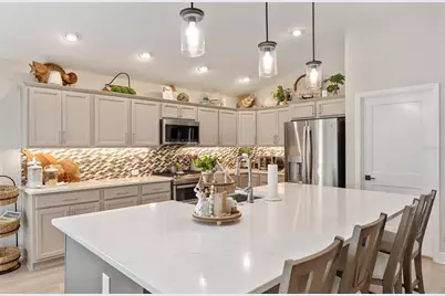 736 River Oaks Circle, The Villages, FL 34762 - Photo 9