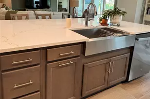 736 River Oaks Cir, The Villages, FL 34762 - Photo 15