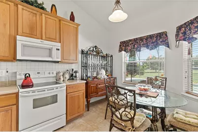 9646 Spring Lake Drive, Clermont, FL 34711 - Photo 11