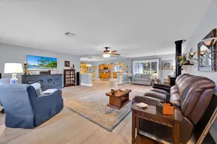 34159 Ridge Manor Dr, Dade City, FL 33523 - Photo 3