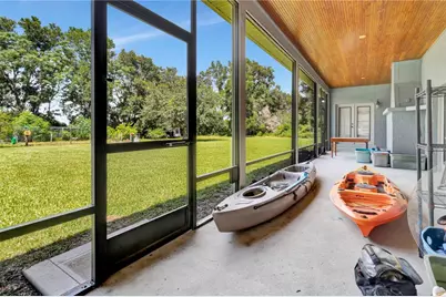 384 E Kings Highway, Center Hill, FL 33514 - Photo 47