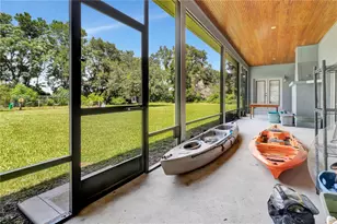 384 E Kings Hwy, Center Hill, FL 33514 - Photo 47