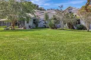 384 E Kings Hwy, Center Hill, FL 33514 - Photo 11