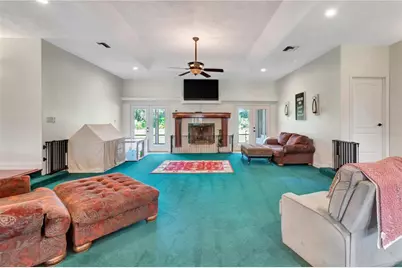 384 E Kings Highway, Center Hill, FL 33514 - Photo 19