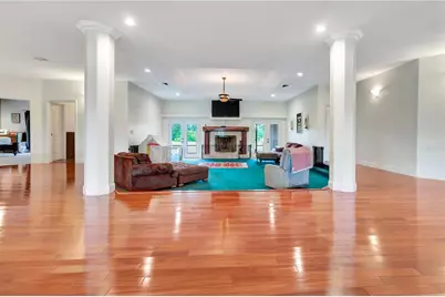 384 E Kings Highway, Center Hill, FL 33514 - Photo 31