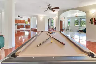 384 E Kings Hwy, Center Hill, FL 33514 - Photo 21