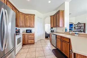 38634 Lakeview Walk, Lady Lake, FL 32159 - Photo 15